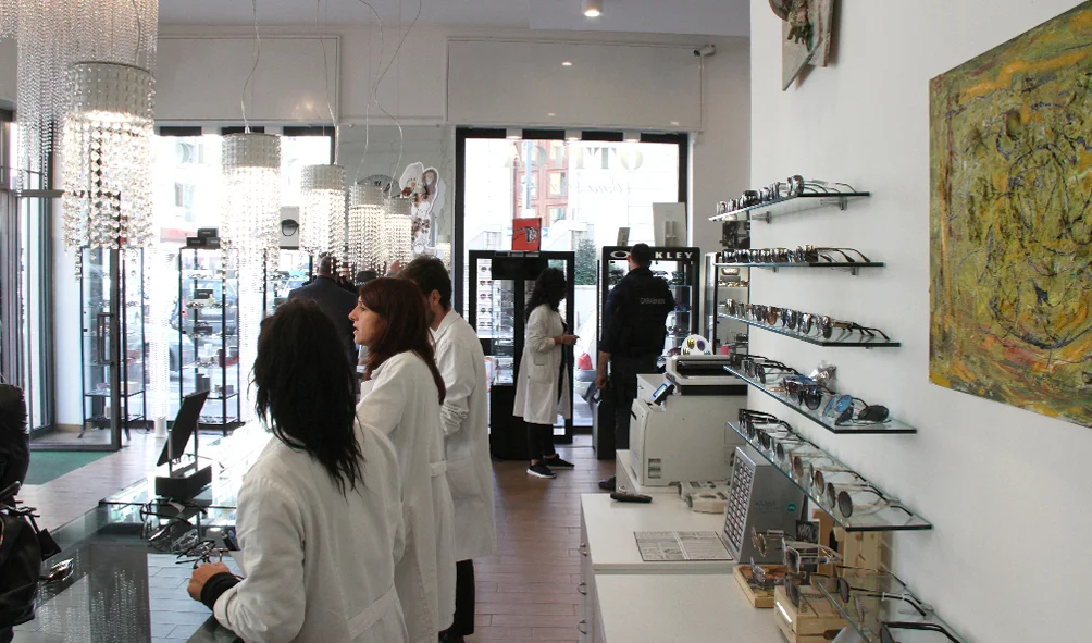 Il negozio di Milano di Ottica Baia del Re